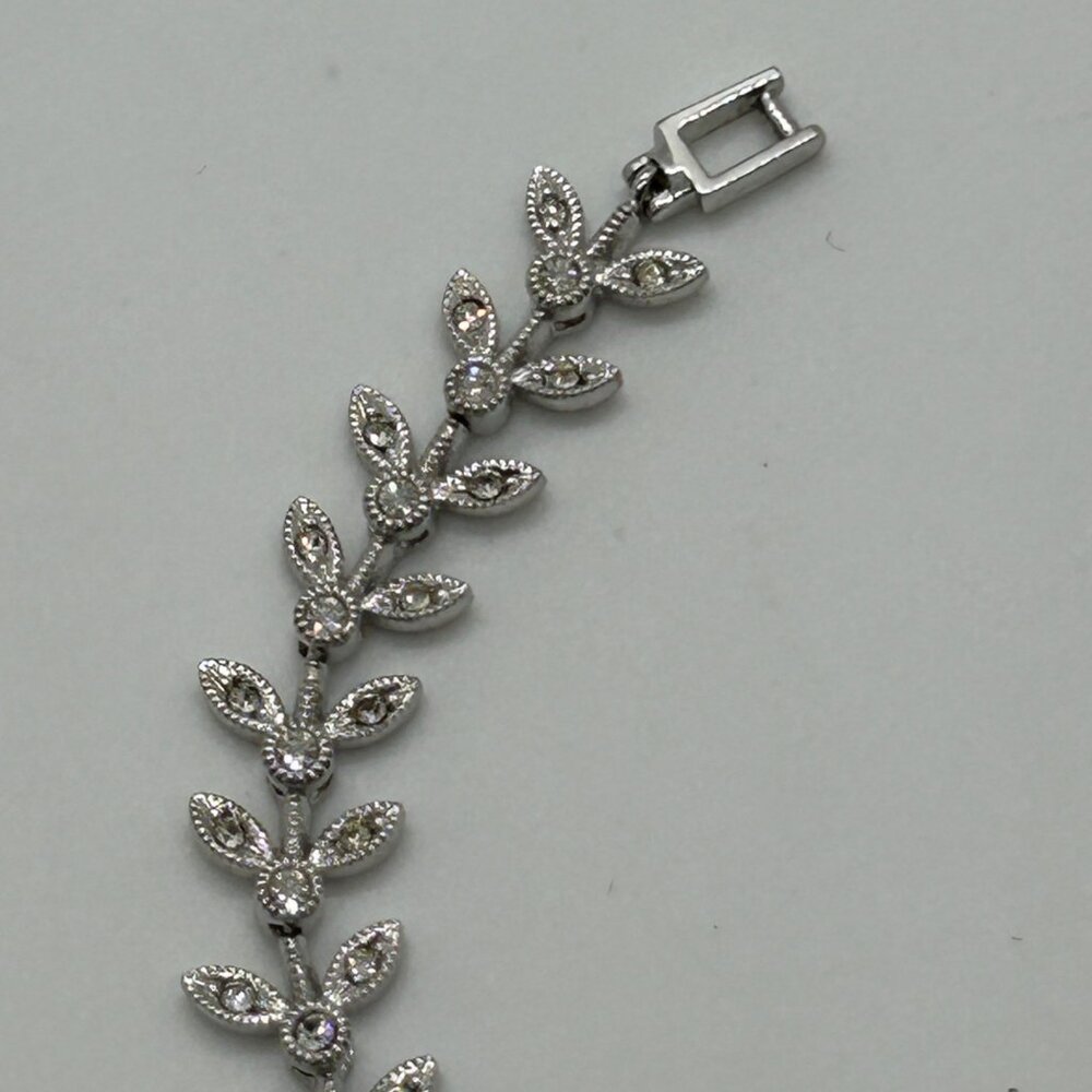 Nadri Cubic Zirconia Leaf Bracelet Silver-tone Vine Wedding Bridal Marquise - Picture 4 of 13